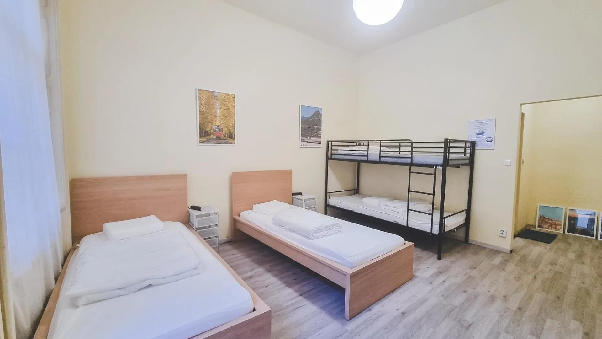 Korea Town Πράγα Hostel